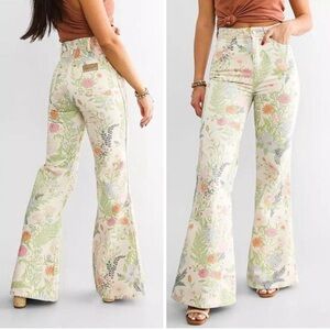 Wrangler Vintage High Rise Flares Jeans